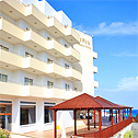 Iris Beach Hotel (2)
