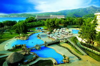 Отель PORTO CARRAS SITHONIA THALASSO & SPA(5*), фотография 03; Территория отеля