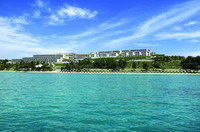 Отель OCEANIA CLUB & SPA(5*), фотография 01; Вид на отель