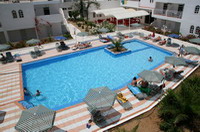 Отель MARAVEL SKY HOTEL & APARTMENTS(3*+), фотография 01; Бассейн