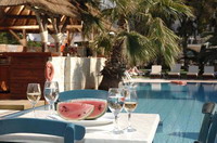 Отель HIGH BEACH(4*+), фотография 13; Столики под открытым небом