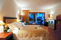 Отель ELOUNDA BAY PALACE HELIOS SILVER CLUB(5*), фотография 02; Номер отеля