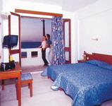 Отель NIROS BEACH APTS(3*+), фотография 02; Номер отеля