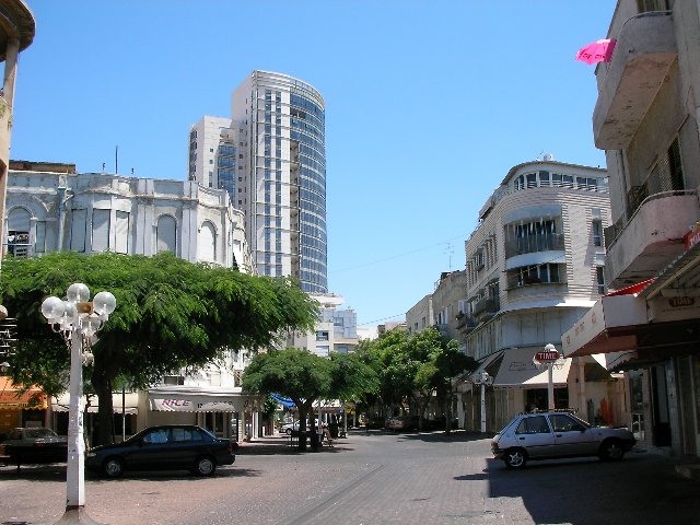 На улицах Тель-Авива