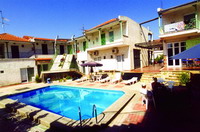 Отель OLYMPIA APARTMENTS(APART), фотография 01; Внешний вид отеля