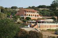 Отель KASTRO STUDIOS(APART), фотография 01; Внешний вид