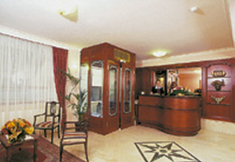 Отель ARCADION(3*+), фотография 04; Ресепшен
