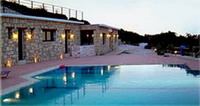 Отель NYMPHES LUXURY APARTMENTS(4*), фотография 02; Бассейн